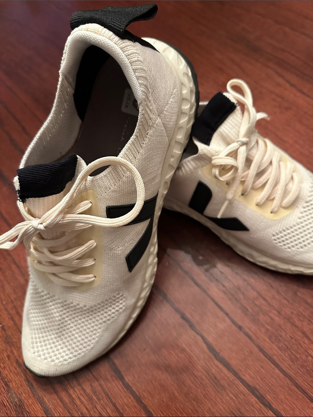 Veja Cream and Black Knit Sneakers | 11